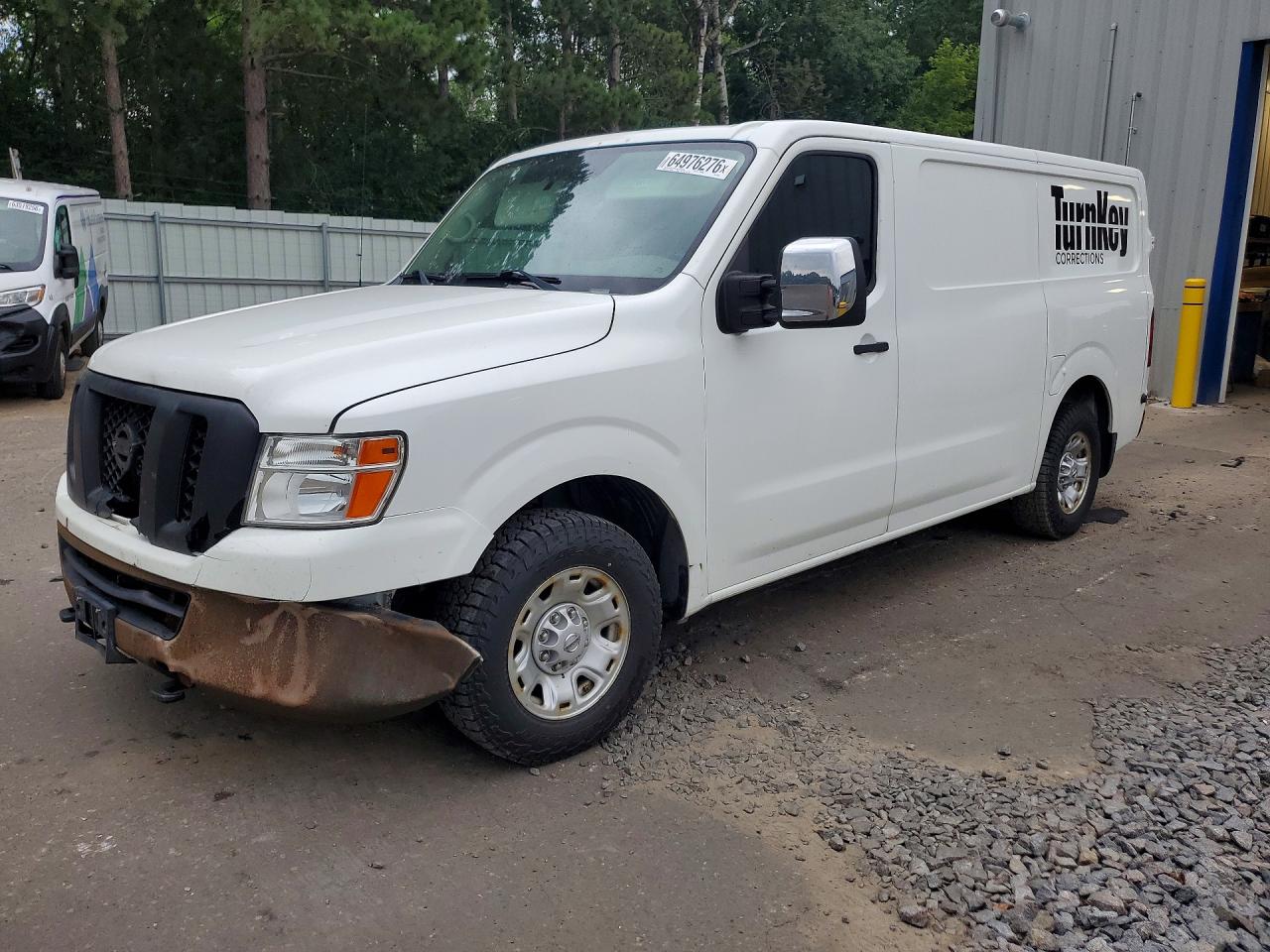 2018 NISSAN NV 2500 HD SV