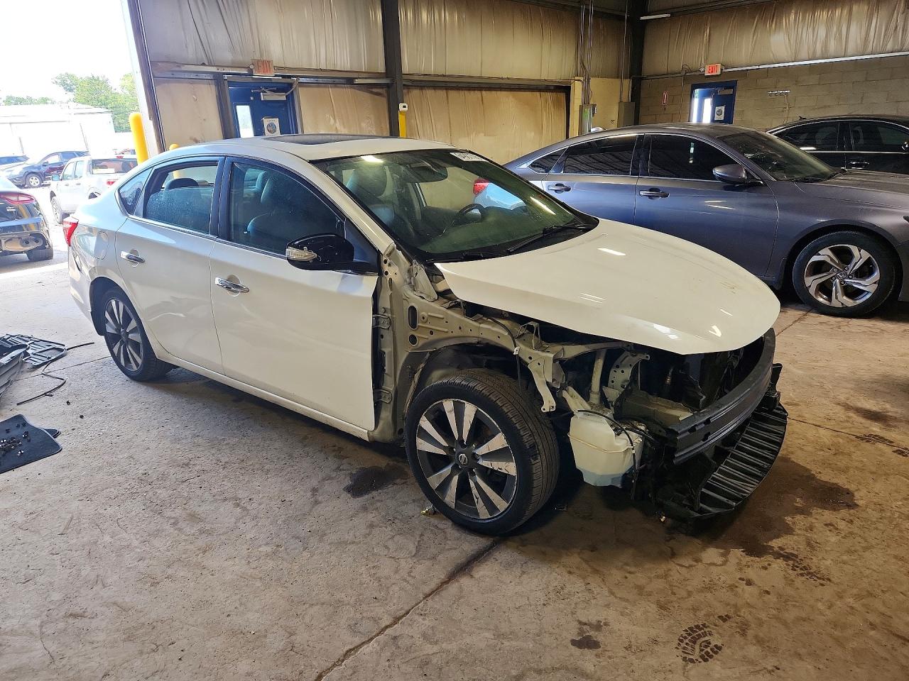 2019 NISSAN SENTRA SL — снимка 4