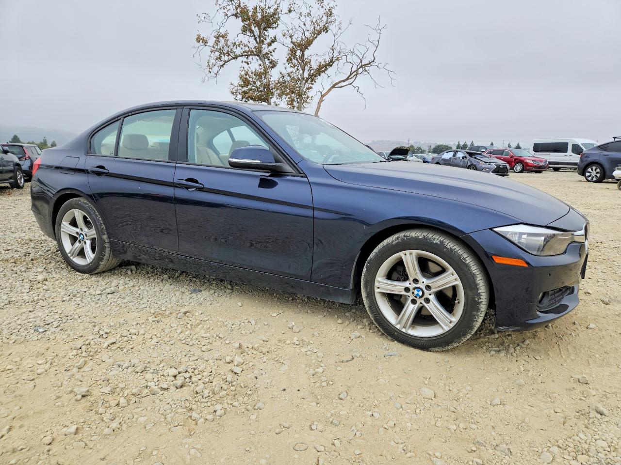 2014 BMW 320 I — снимка 4