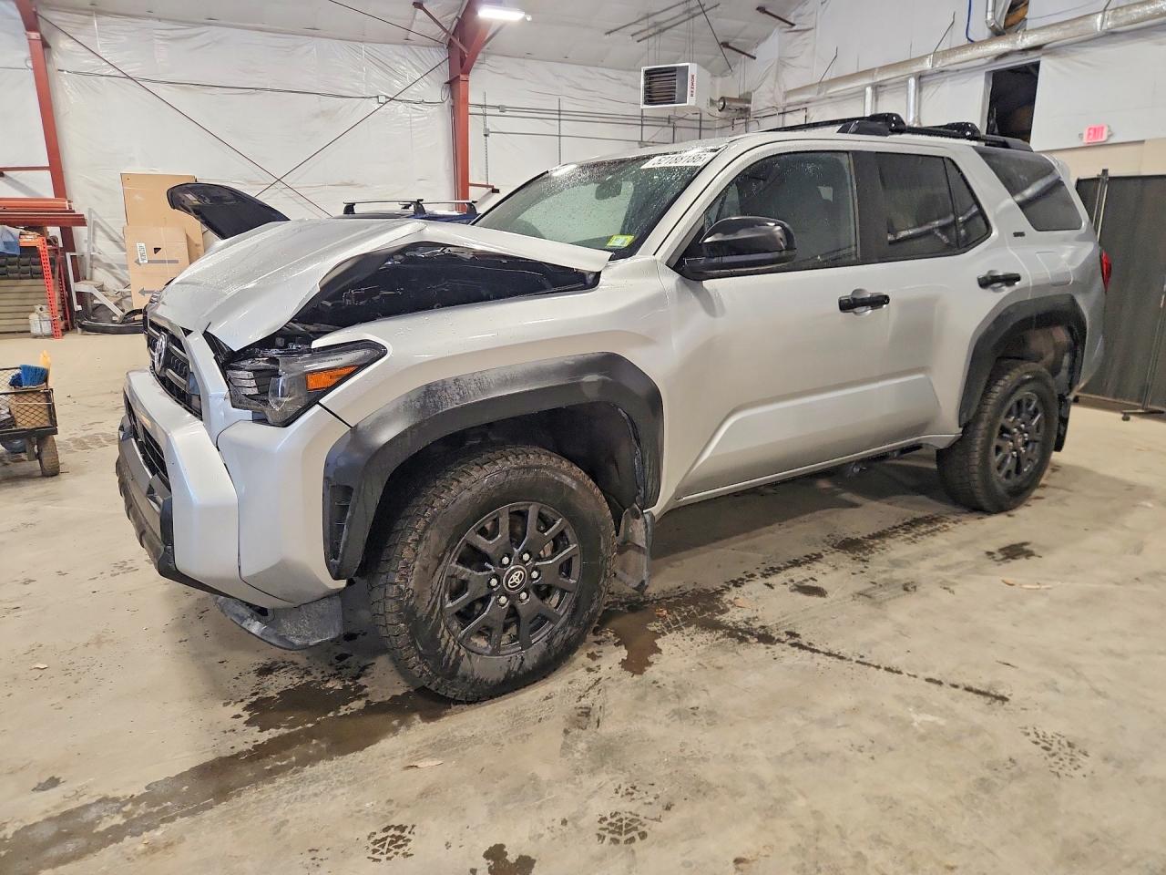 2025 TOYOTA 4RUNNER SR5