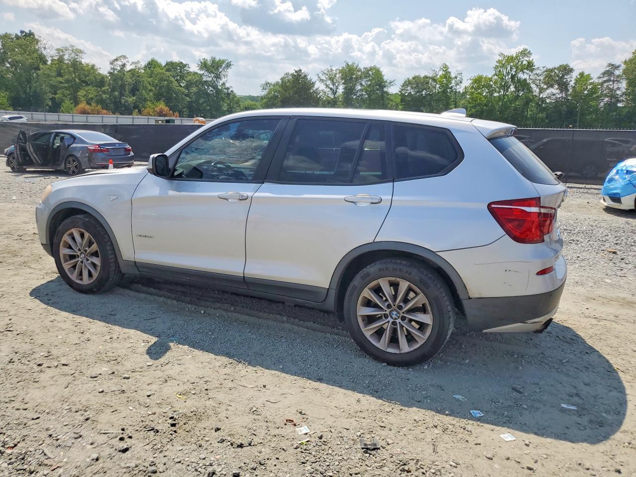 2013 BMW X3 XDRIVE28I — снимка 2