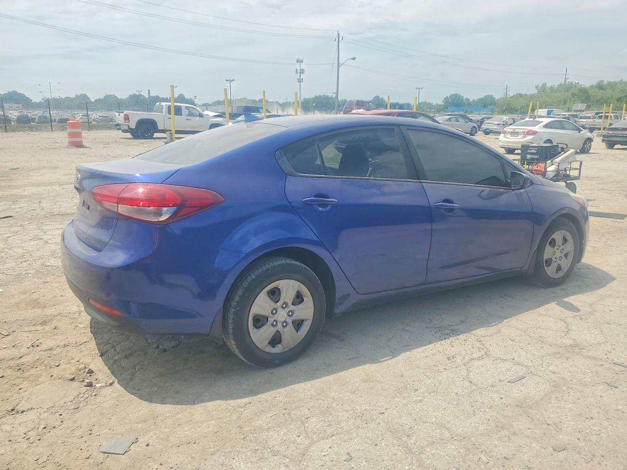 2017 KIA FORTE LX — снимка 3