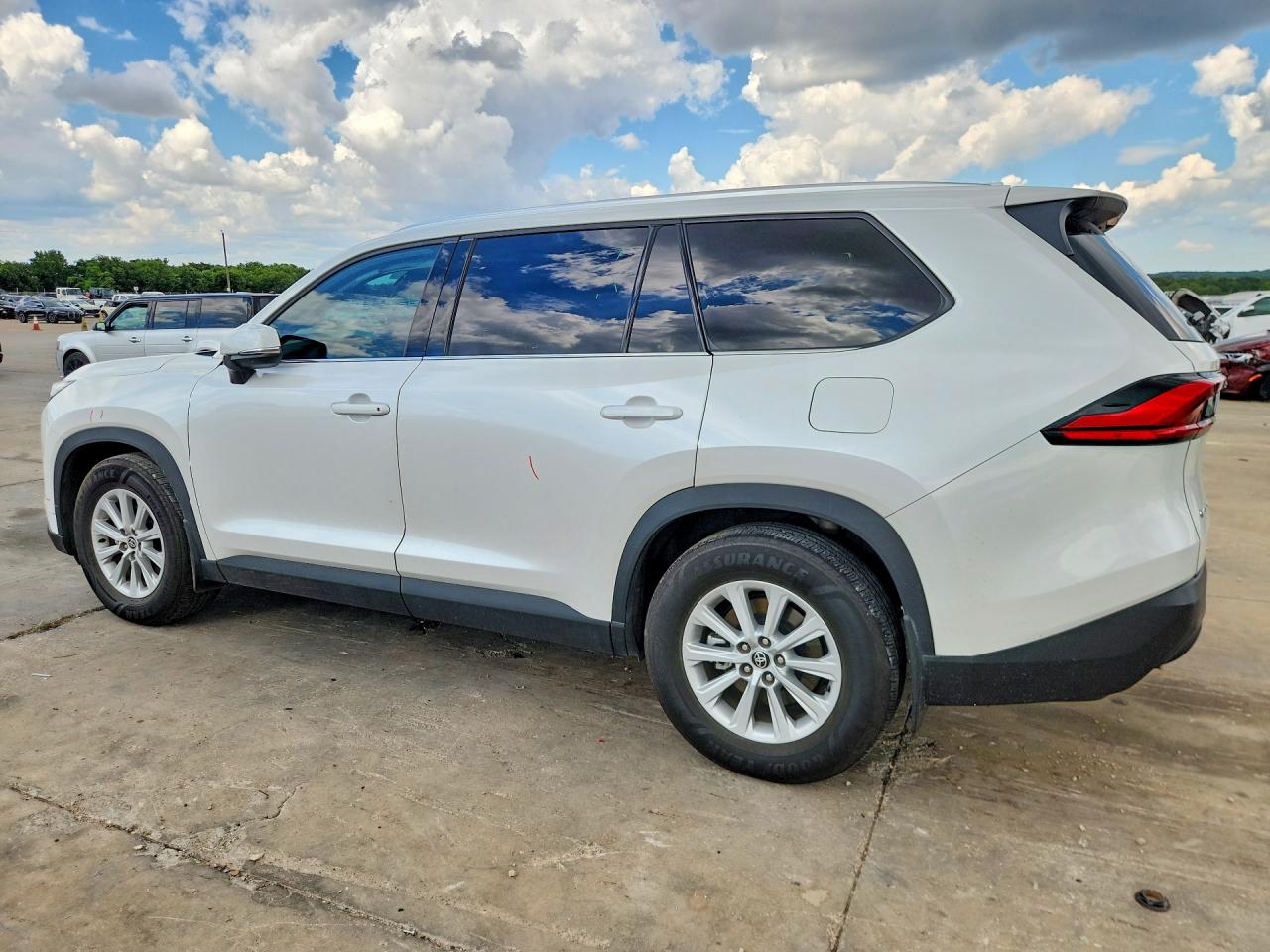 2024 TOYOTA GRAND HIGHLANDER HYBRID XLE — снимка 2
