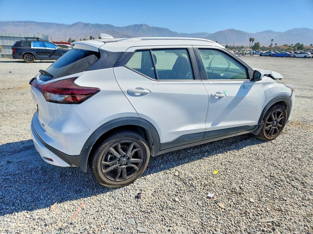 2023 NISSAN KICKS SV — снимка 3