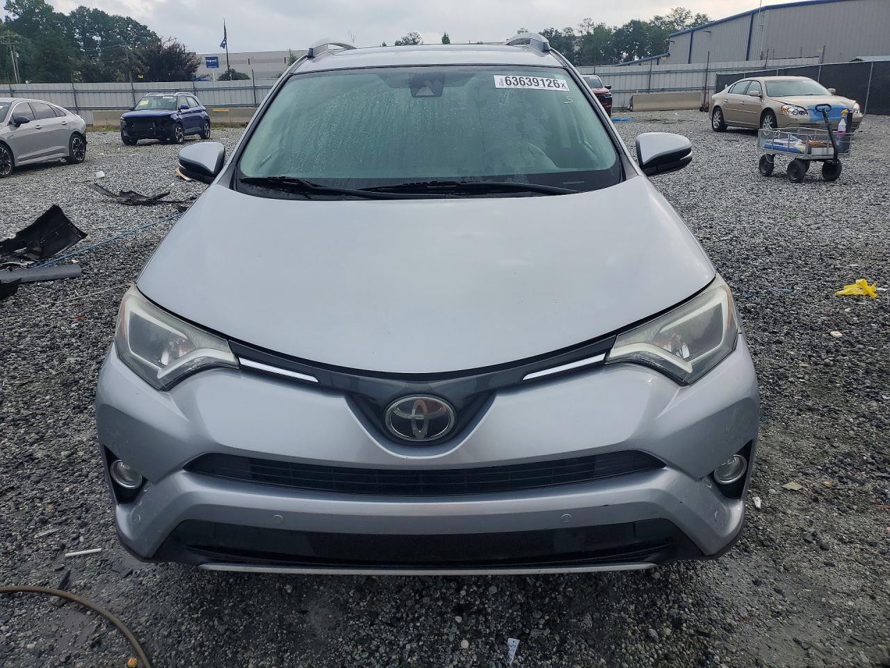 2017 TOYOTA RAV4 XLE — снимка 5