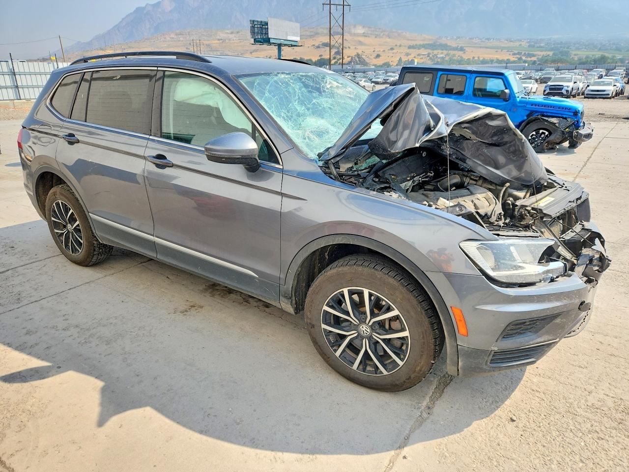 2021 VOLKSWAGEN TIGUAN SE — снимка 4