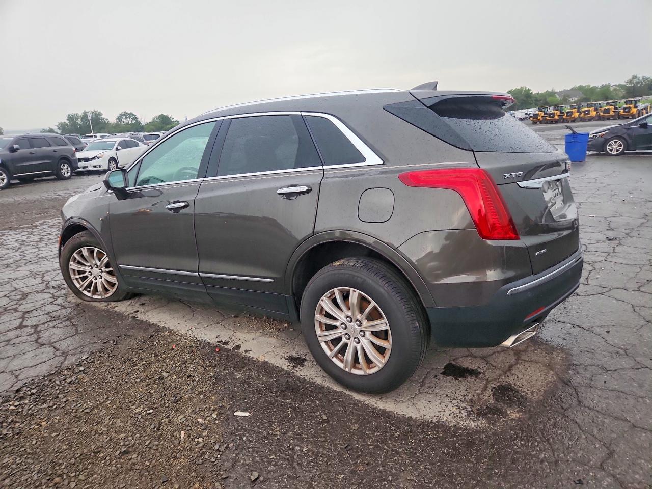2019 CADILLAC XT5 — снимка 2