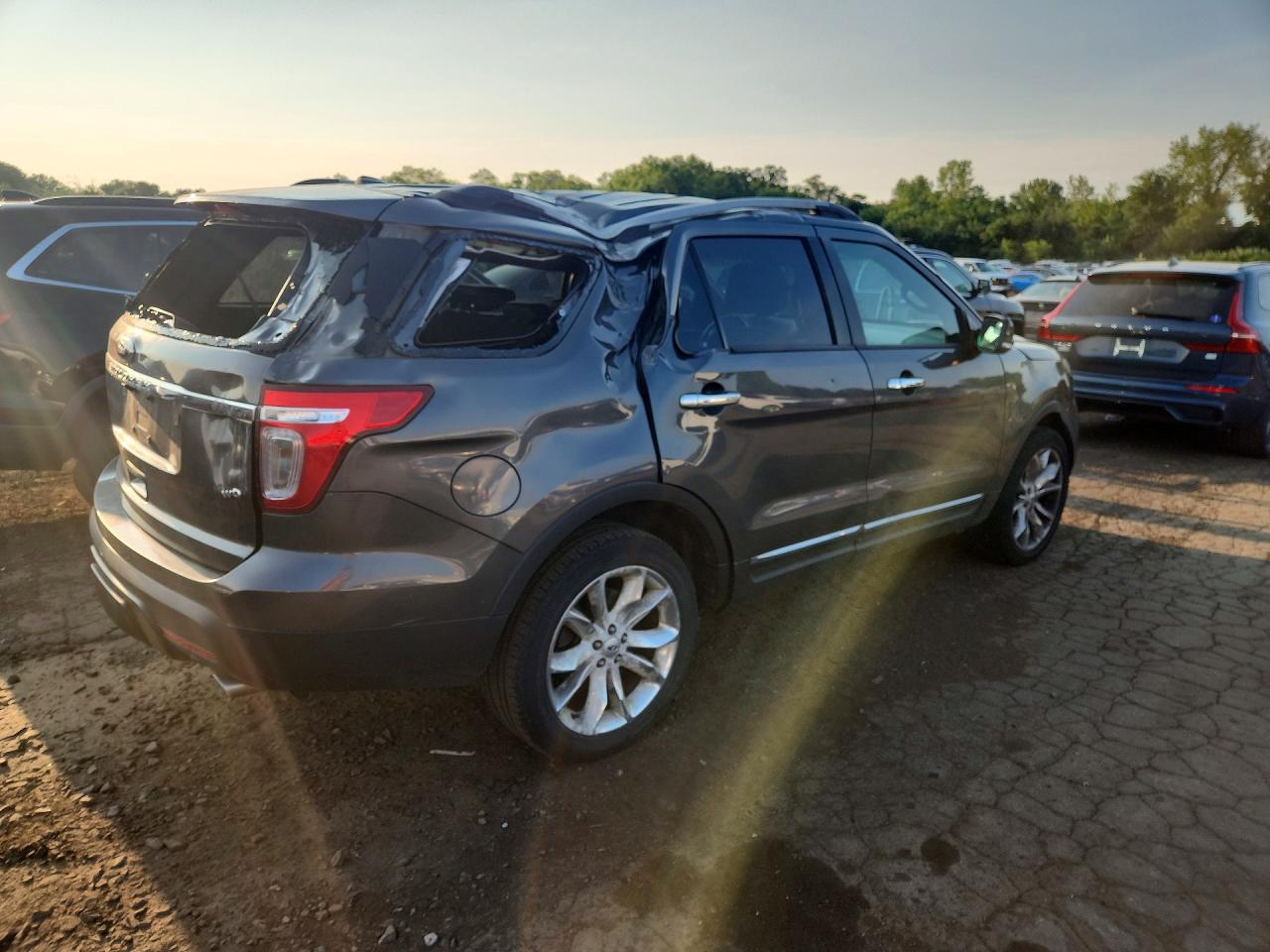 2015 FORD EXPLORER XLT — снимка 3