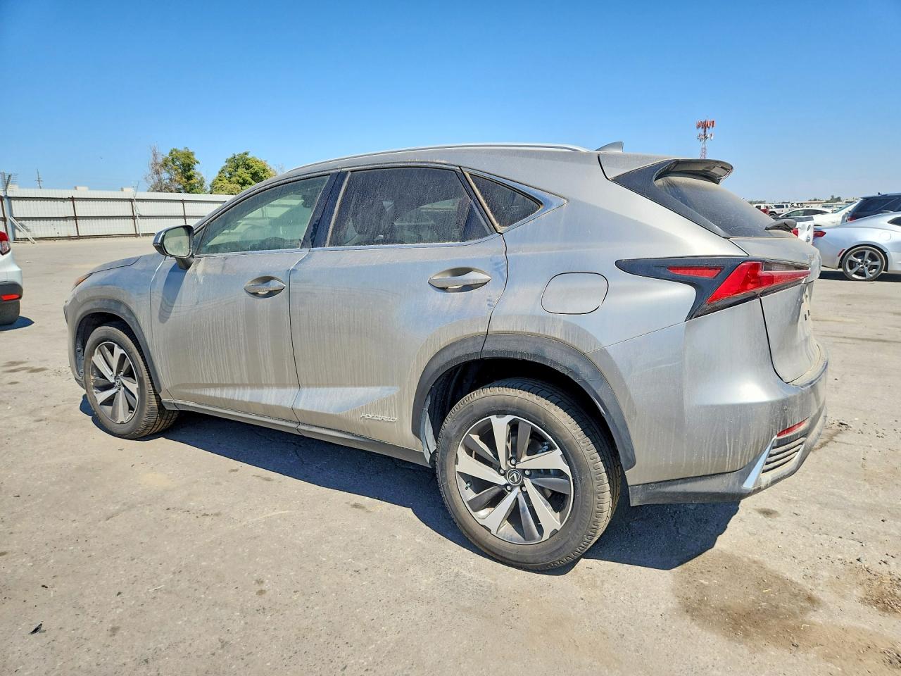 2019 LEXUS NX 300H — снимка 2