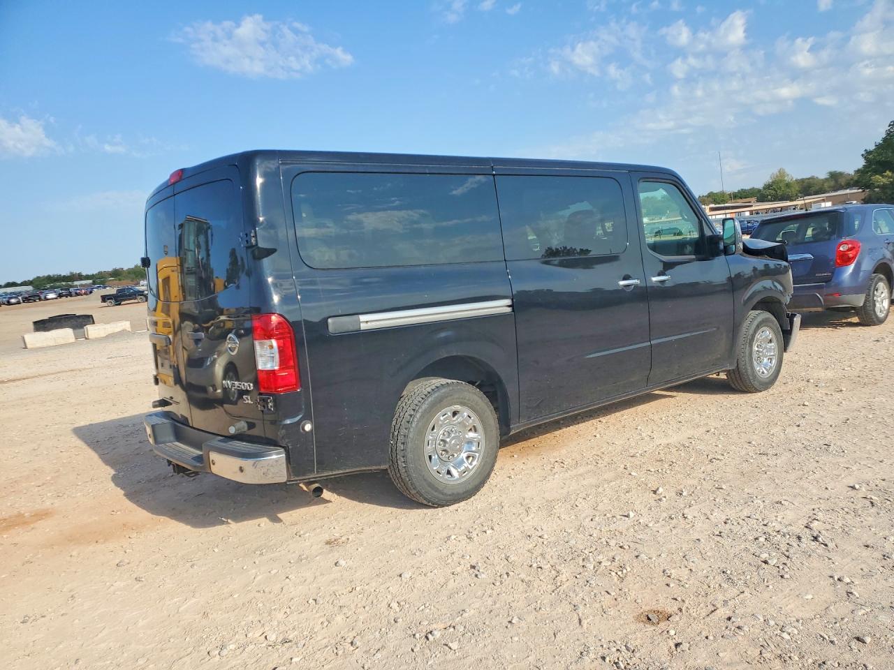 2018 NISSAN NV 3500 HD SL — снимка 3