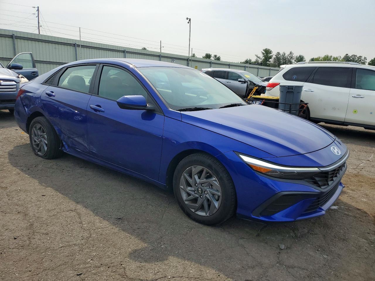 2024 HYUNDAI ELANTRA BLUE — снимка 4