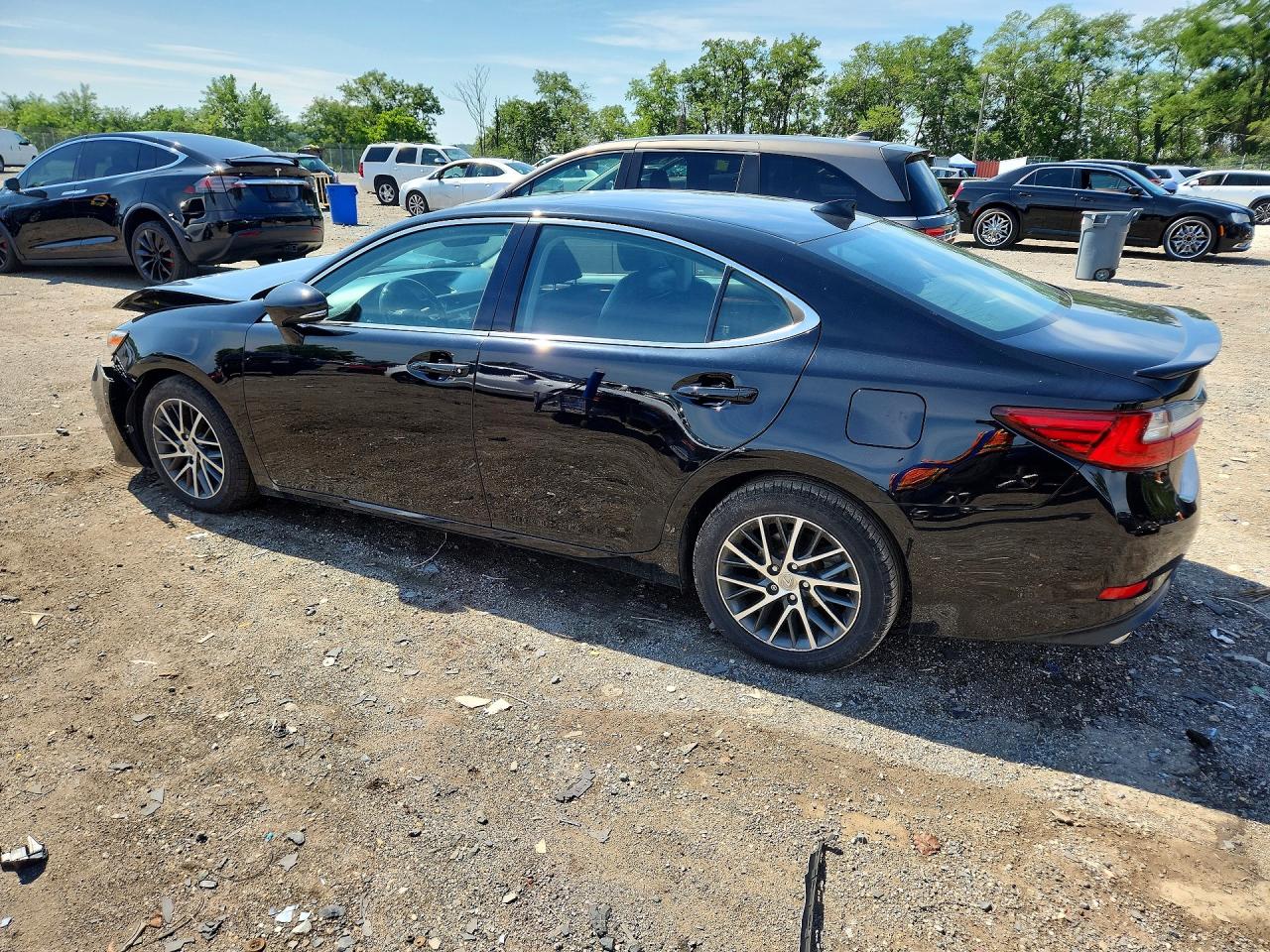 2016 LEXUS ES 350 — снимка 2