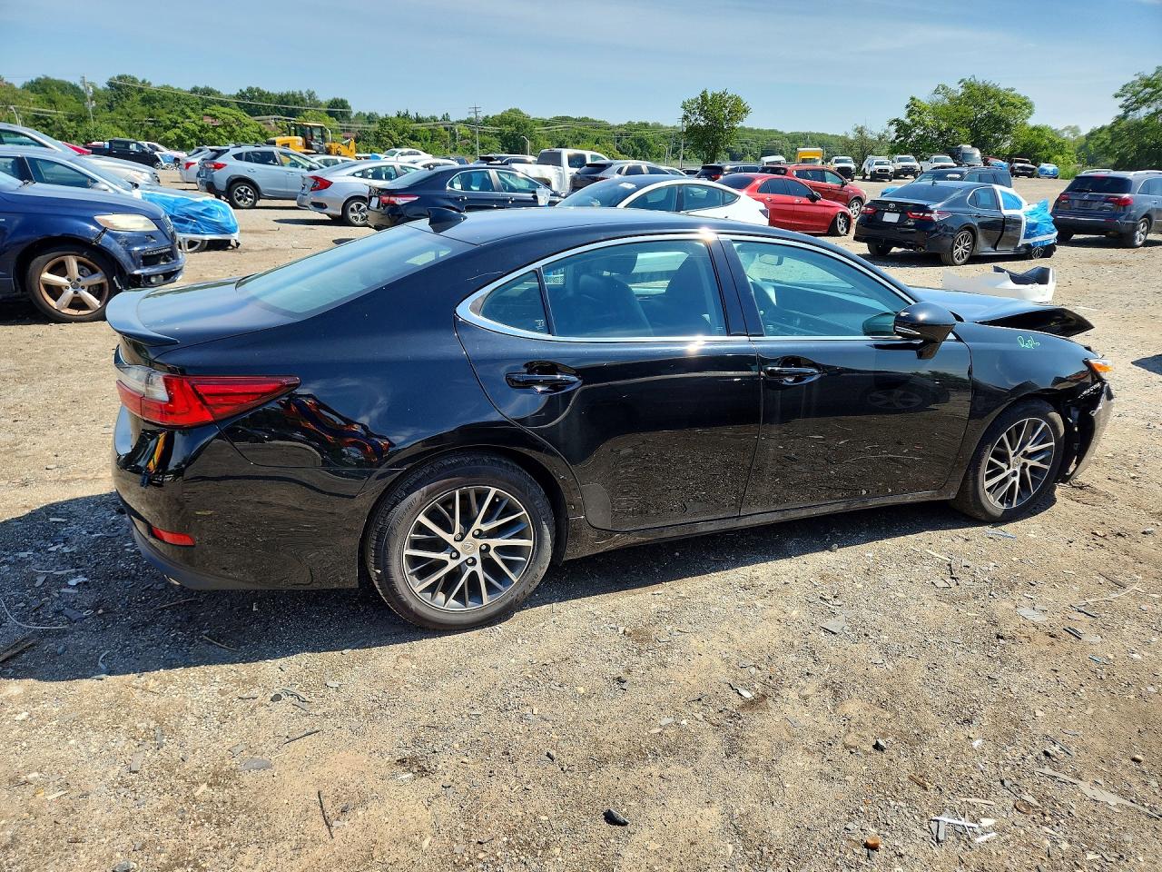 2016 LEXUS ES 350 — снимка 3