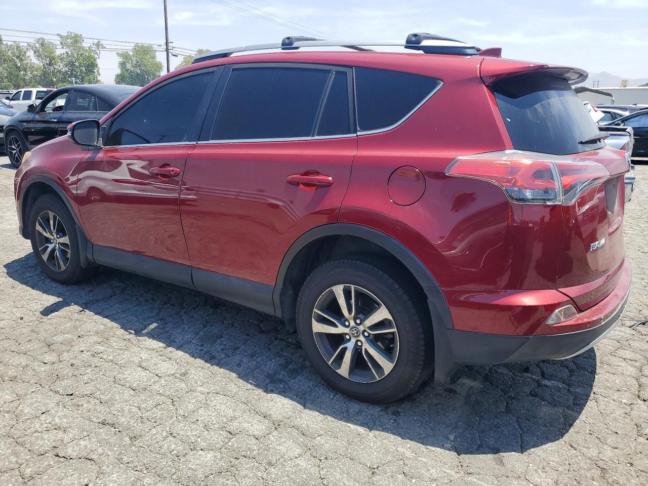 2018 TOYOTA RAV4 XLE — снимка 2