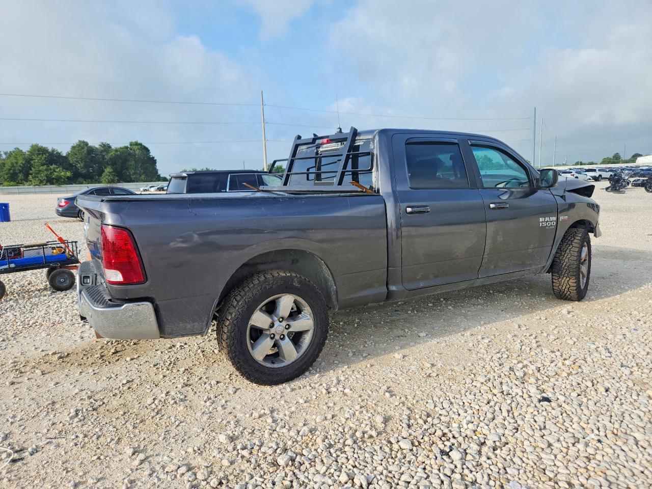 2019 RAM 1500 CLASSIC SLT — снимка 3