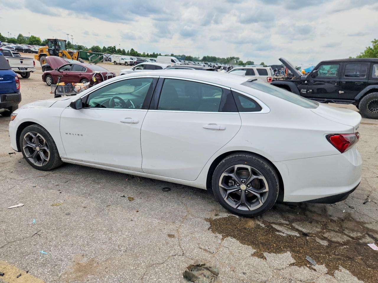 2020 CHEVROLET MALIBU LT — снимка 2