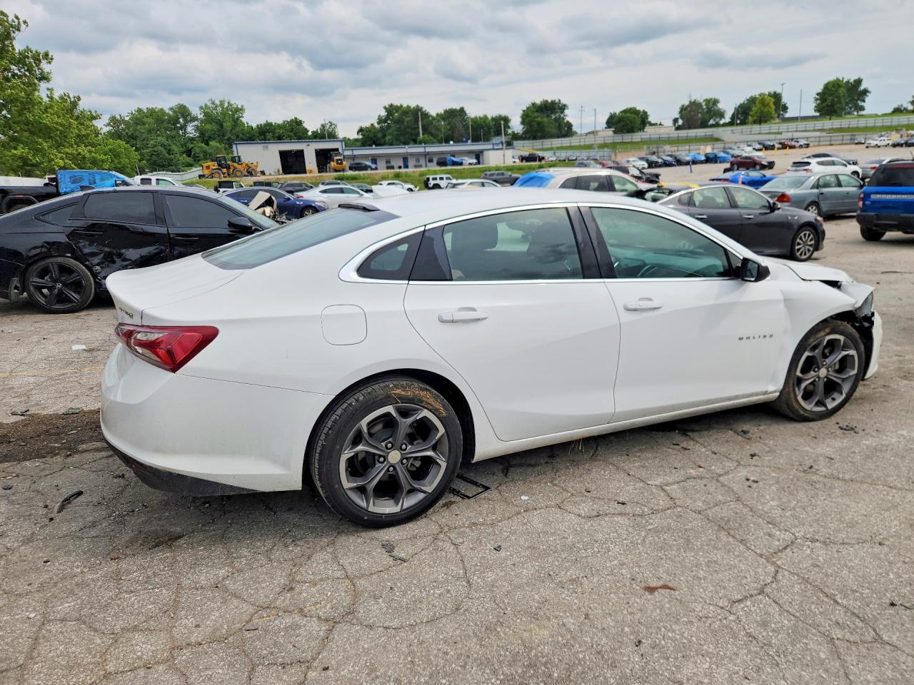 2020 CHEVROLET MALIBU LT — снимка 3