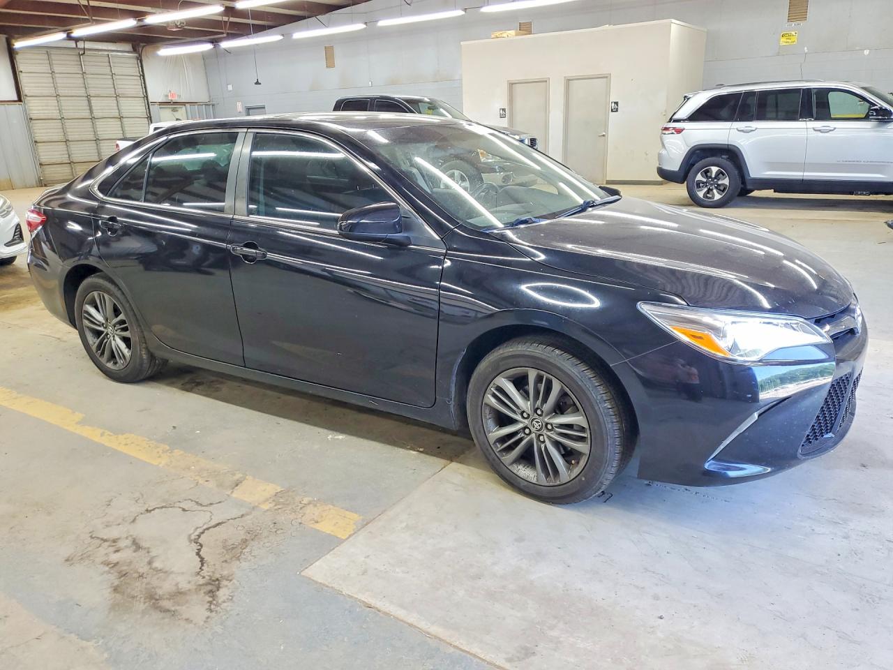 2015 TOYOTA CAMRY SE — снимка 4