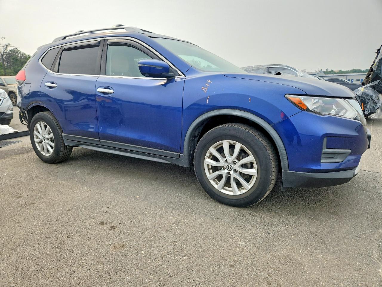 2017 NISSAN ROGUE SV — снимка 4