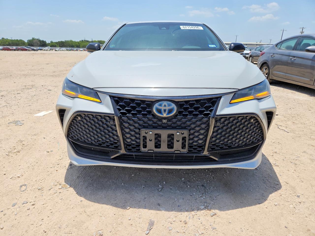 2022 TOYOTA AVALON LIMITED — снимка 5