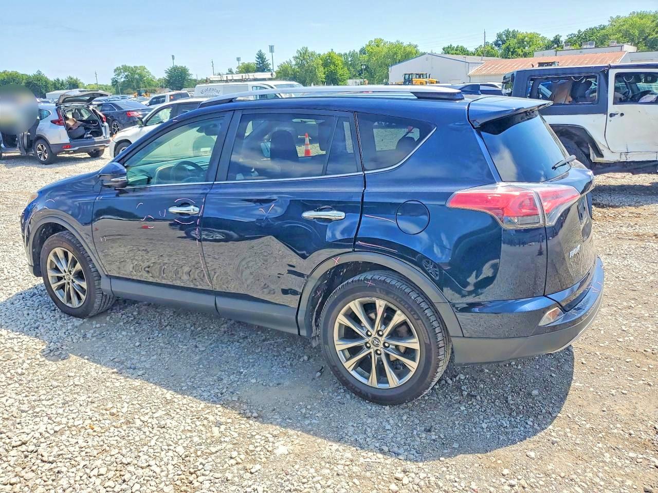 2017 TOYOTA RAV4 LIMITED — снимка 2