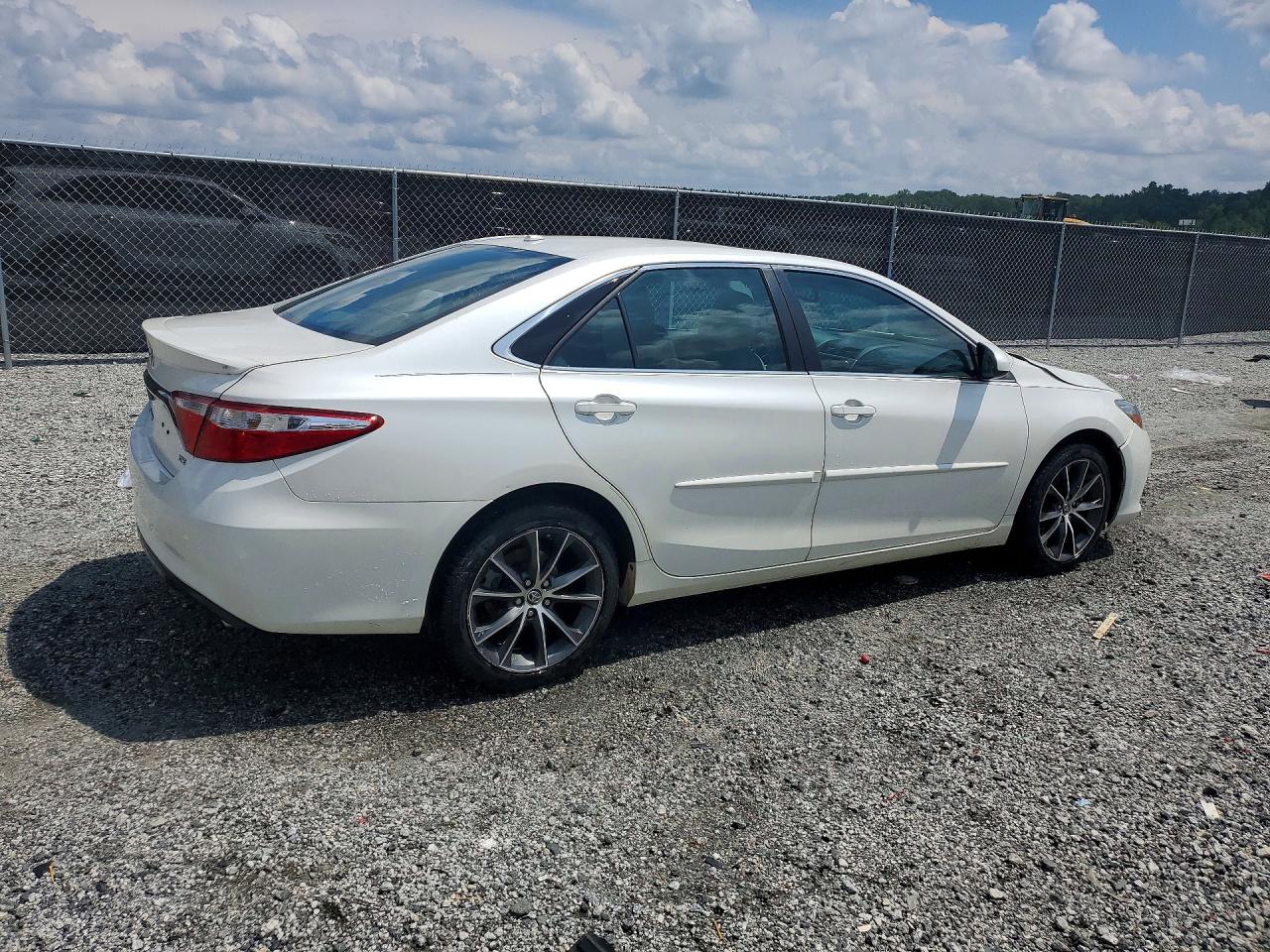 2015 TOYOTA CAMRY XSE — снимка 3
