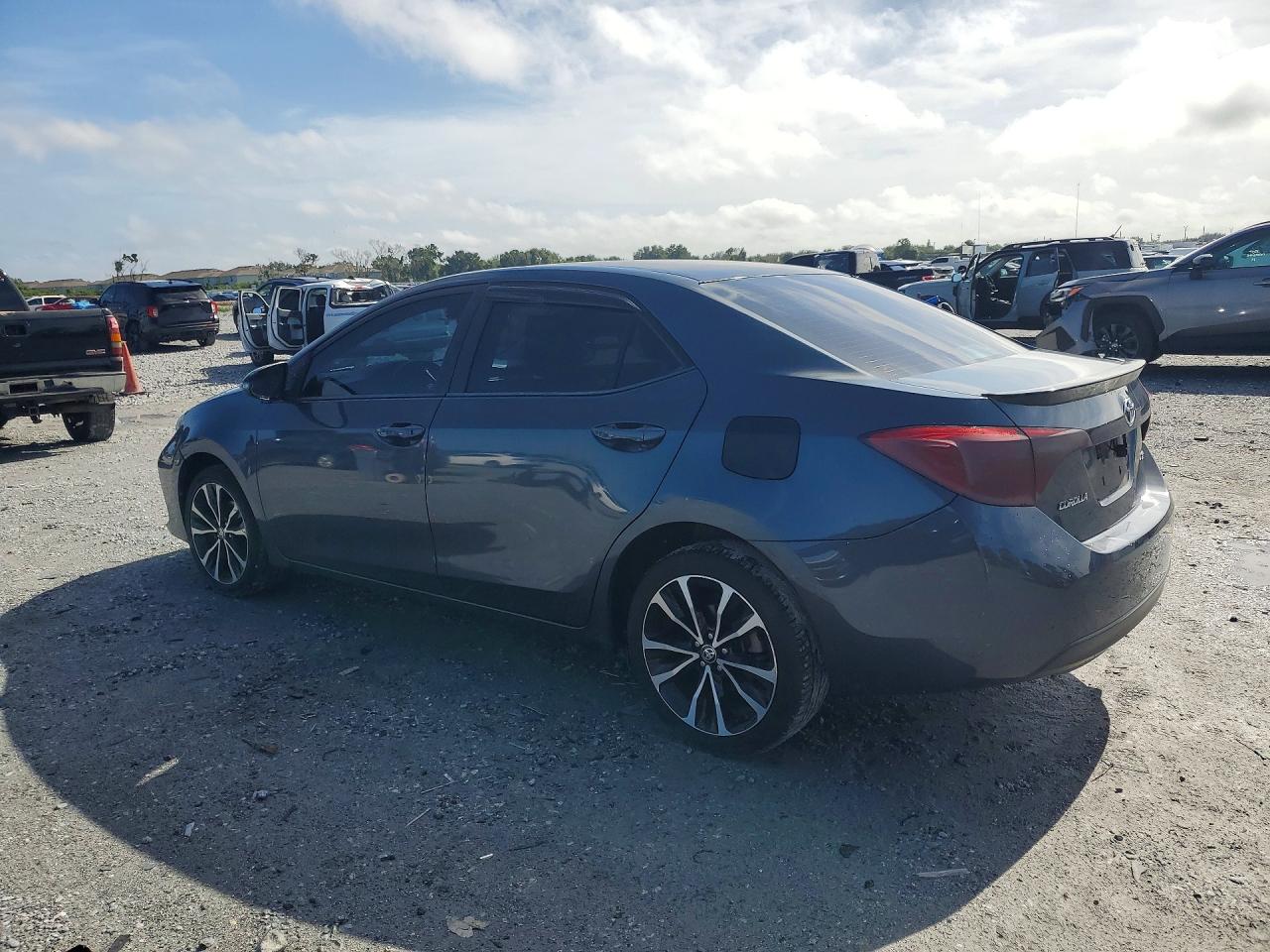 2017 TOYOTA COROLLA SE — снимка 2