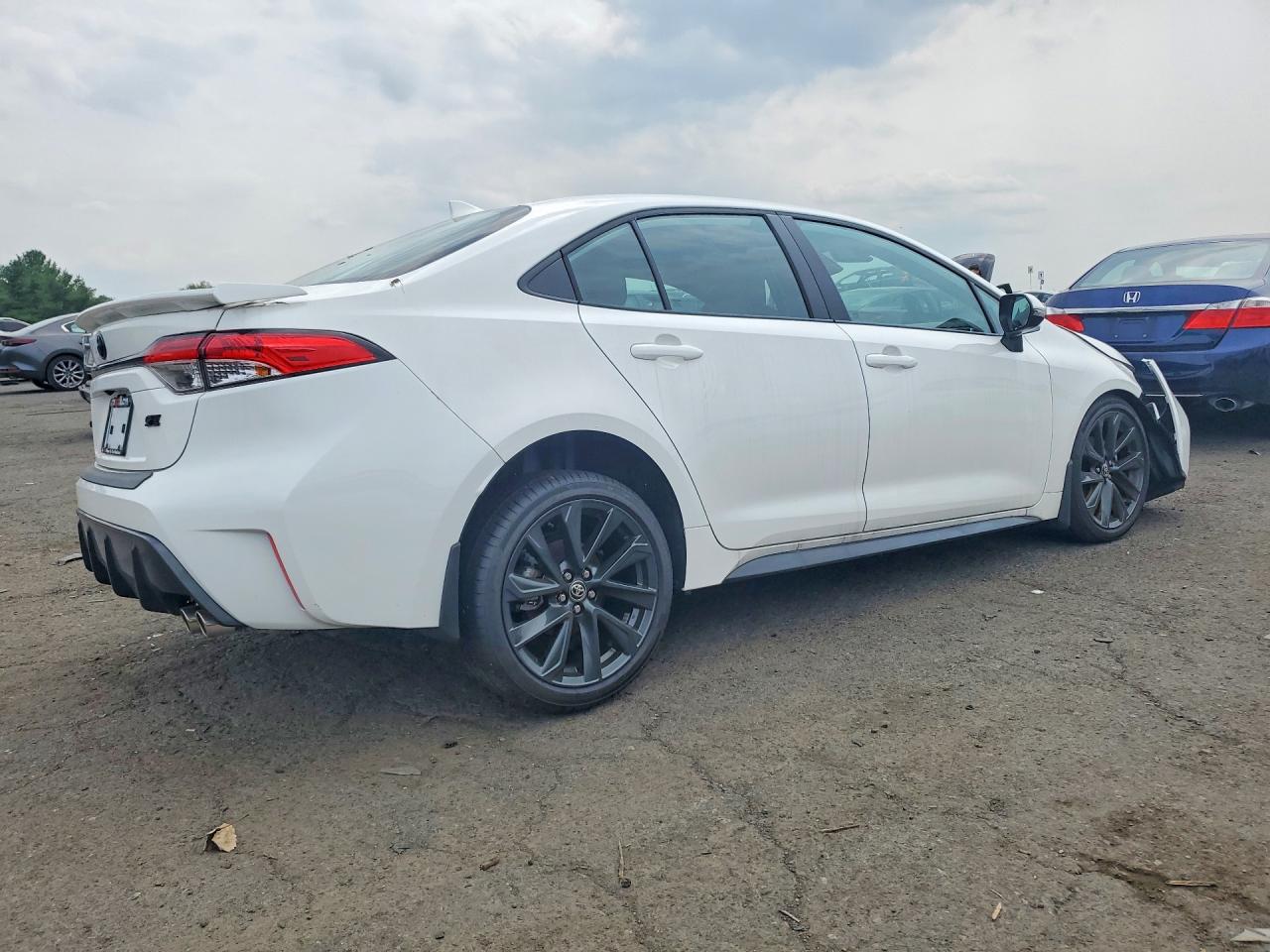 2025 TOYOTA COROLLA SE — снимка 3