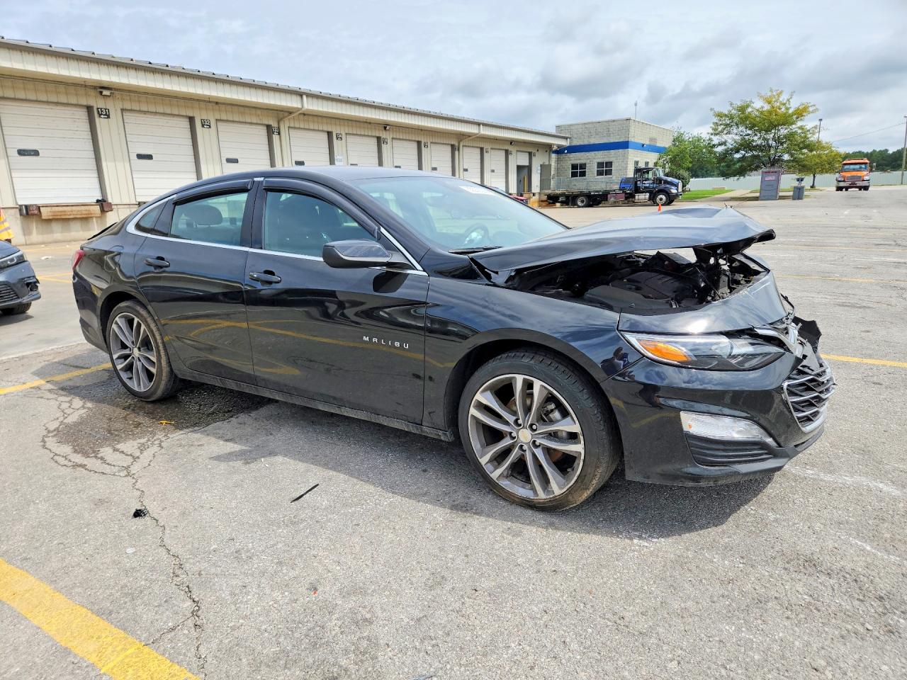 2022 CHEVROLET MALIBU LT — снимка 4