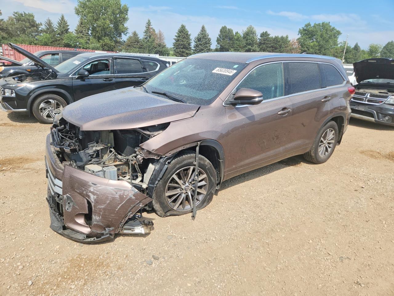 2017 TOYOTA HIGHLANDER XLE