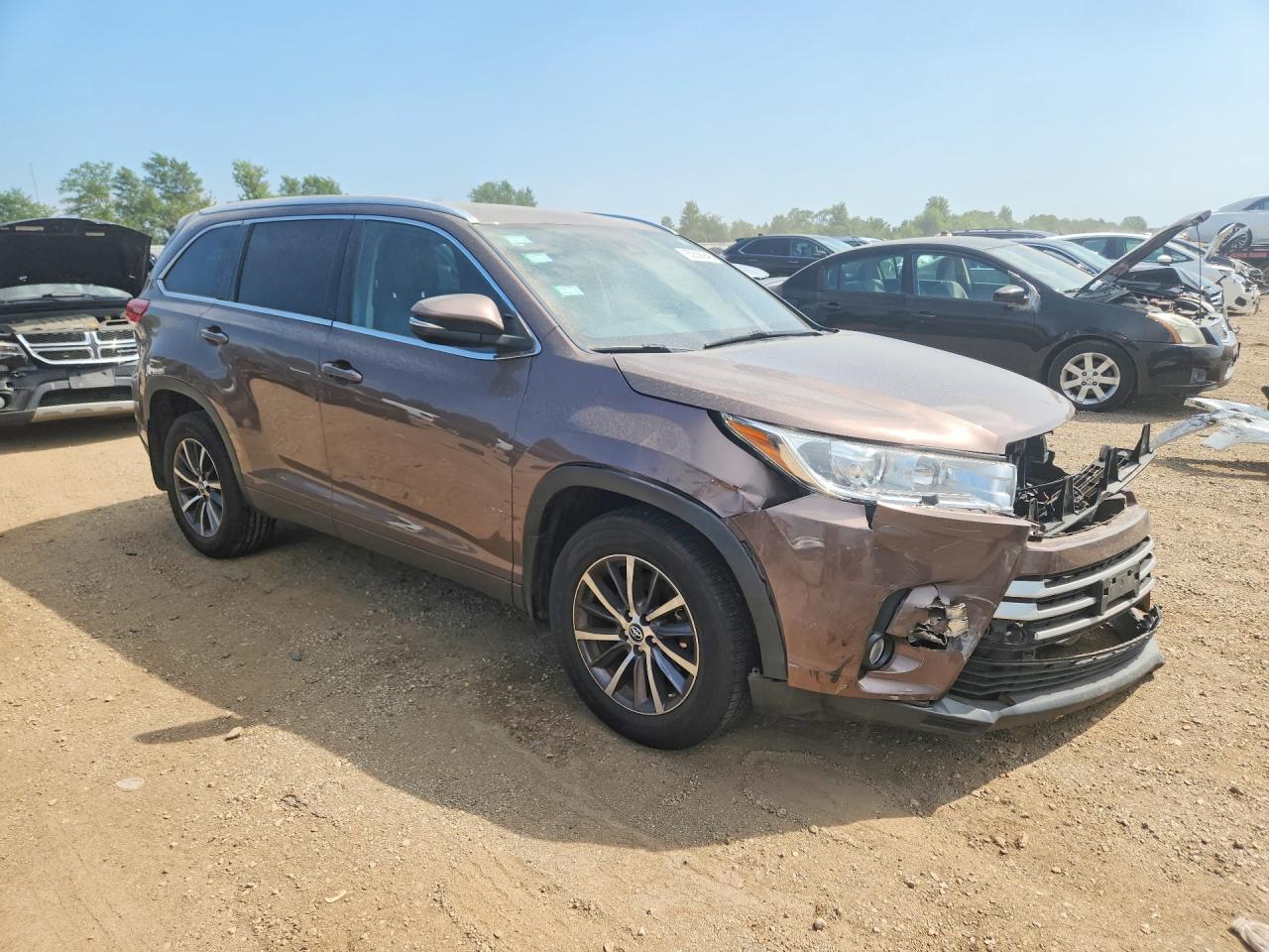 2017 TOYOTA HIGHLANDER XLE — снимка 4