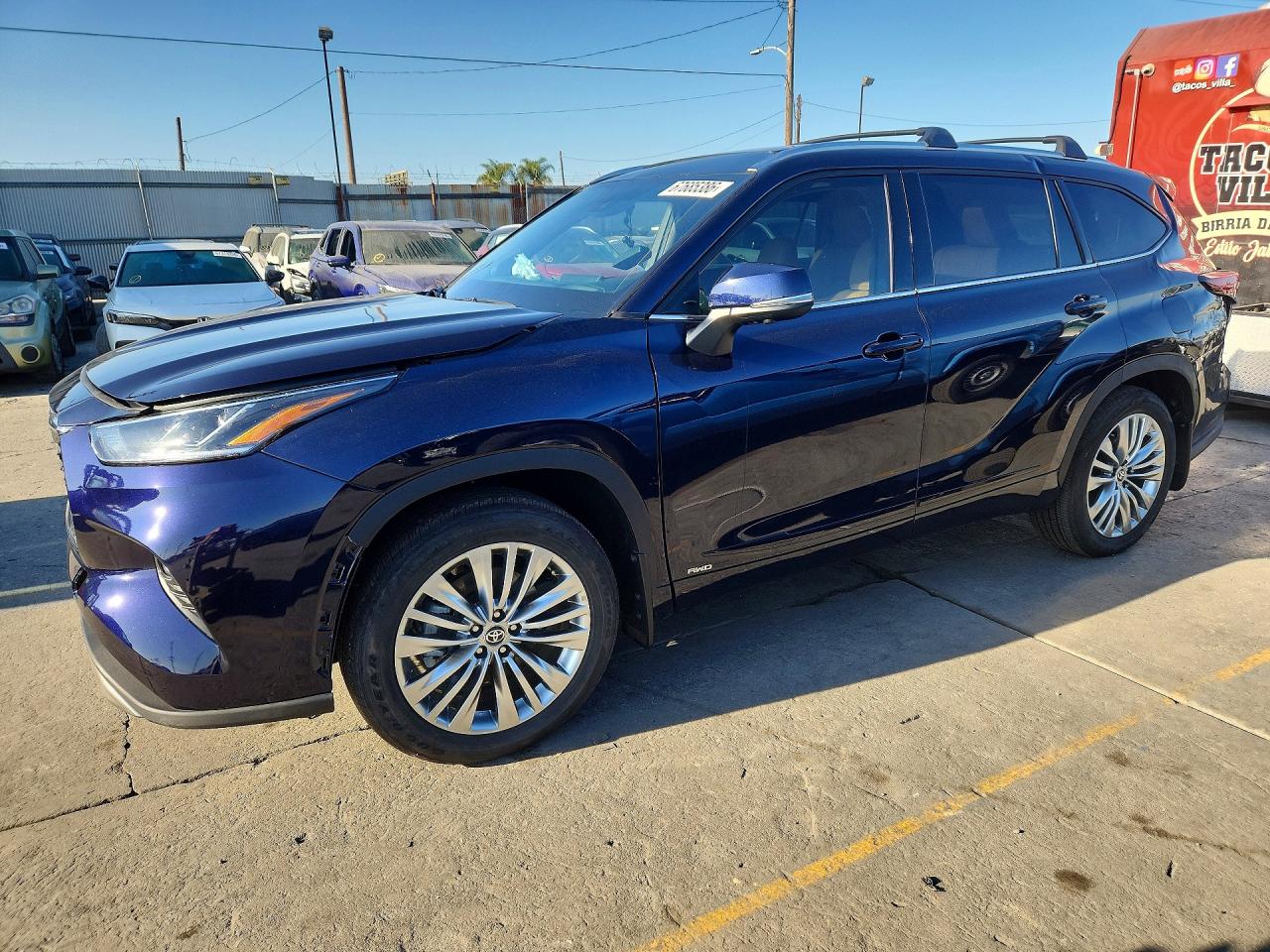 2025 TOYOTA HIGHLANDER HYBRID PLATINUM