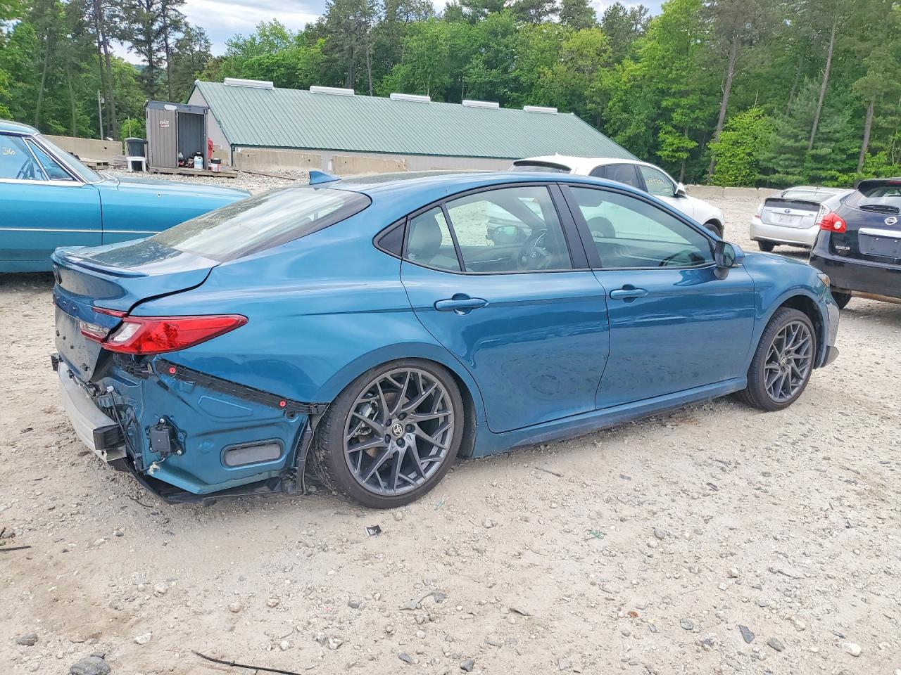2026 TOYOTA CAMRY SE — снимка 3