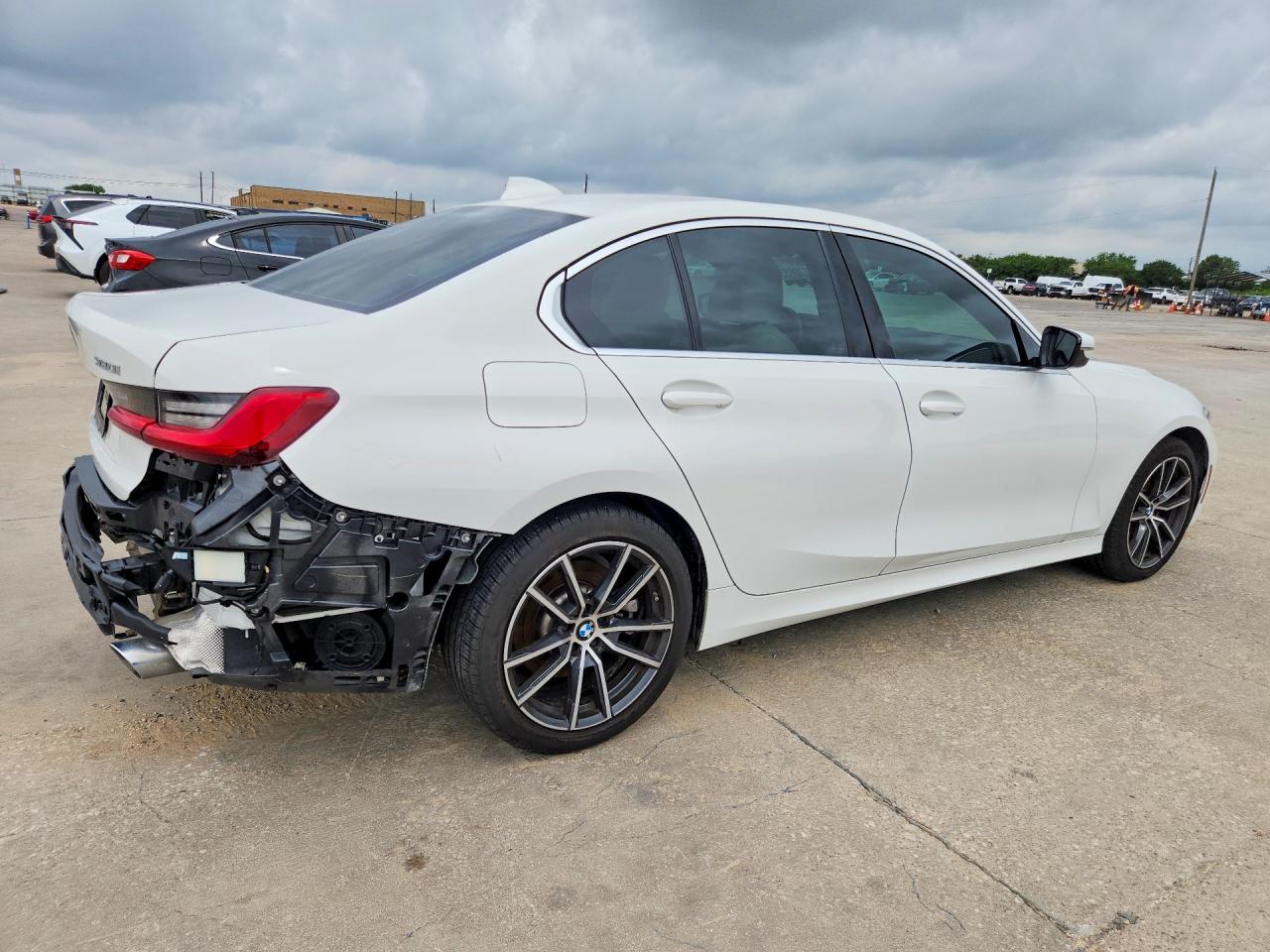 2020 BMW 330I — снимка 3
