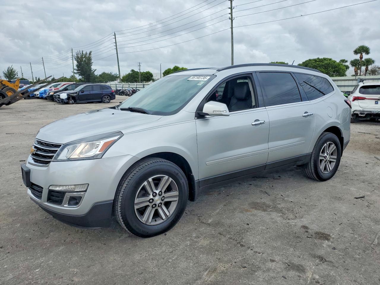 2016 CHEVROLET TRAVERSE LT