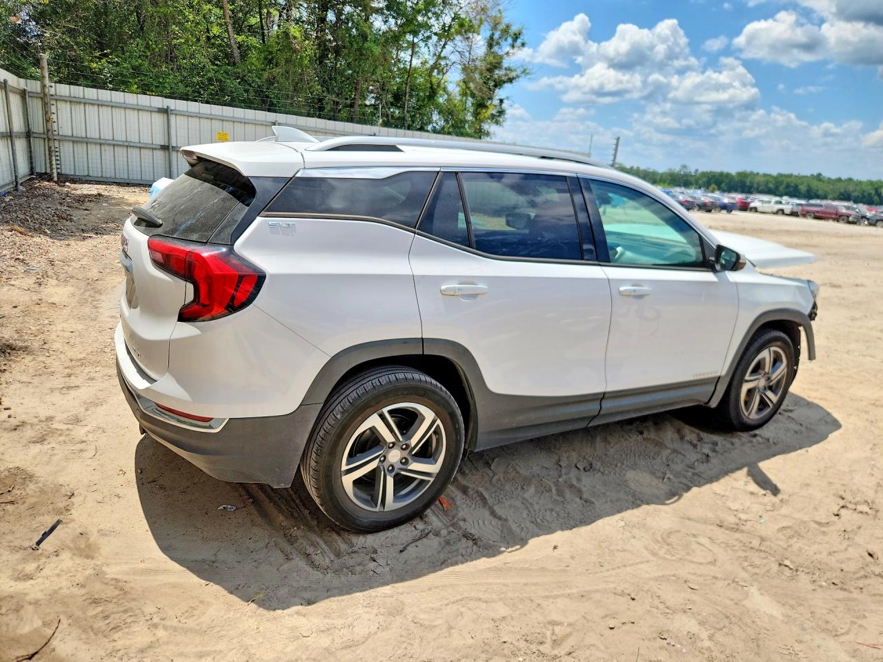 2020 GMC TERRAIN SLT — снимка 3