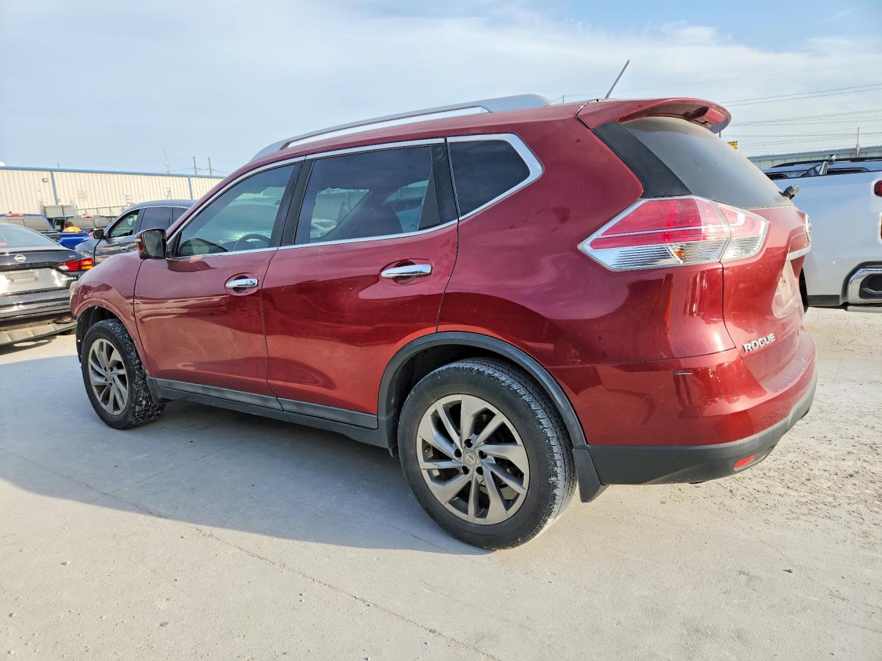 2015 NISSAN ROGUE SL — снимка 2