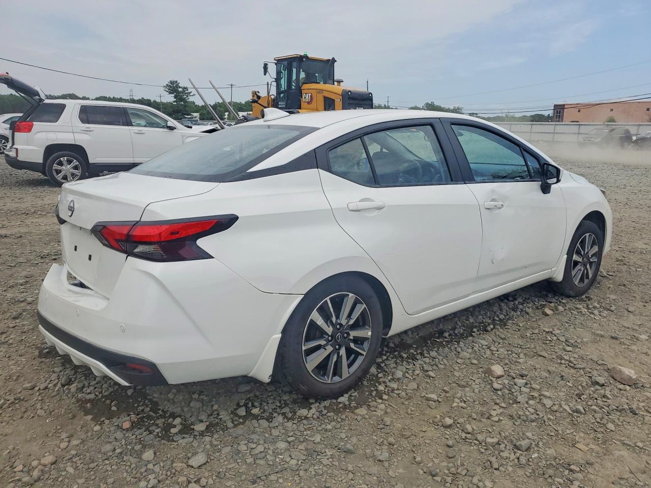 2025 NISSAN VERSA SV — снимка 3