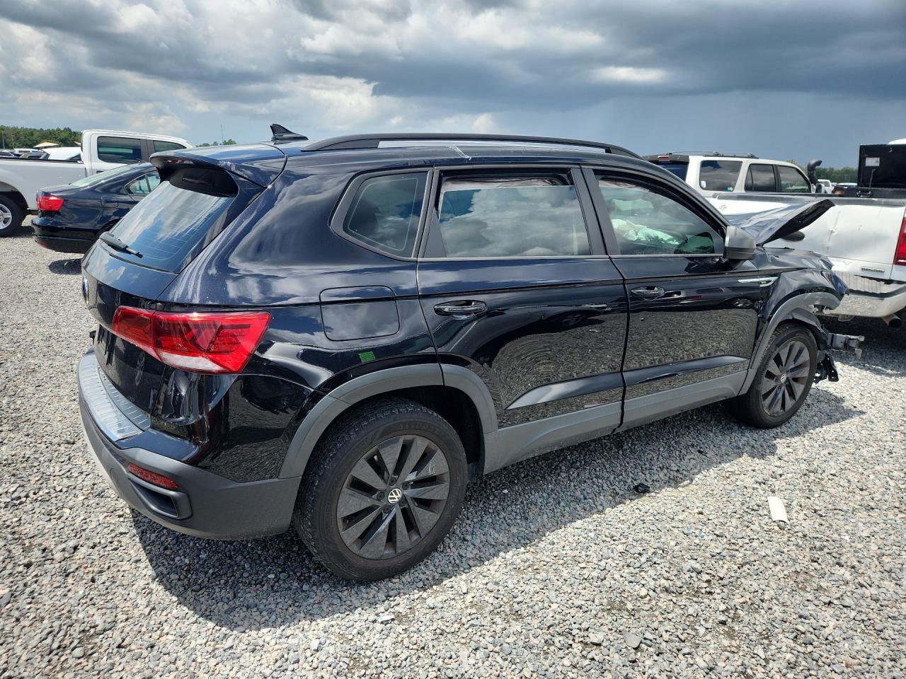 2022 VOLKSWAGEN TAOS S — снимка 3