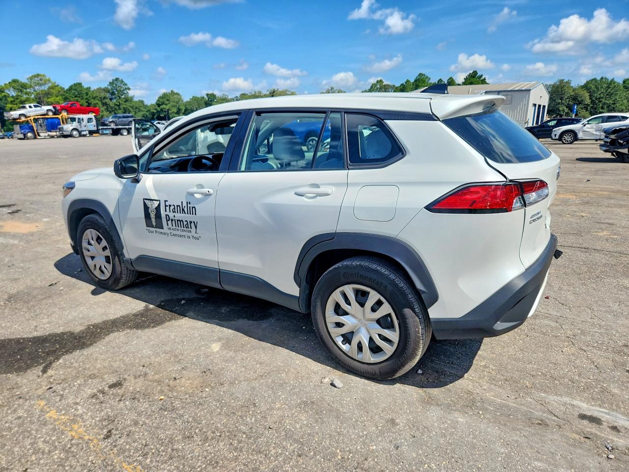 2025 TOYOTA COROLLA CROSS L — снимка 2