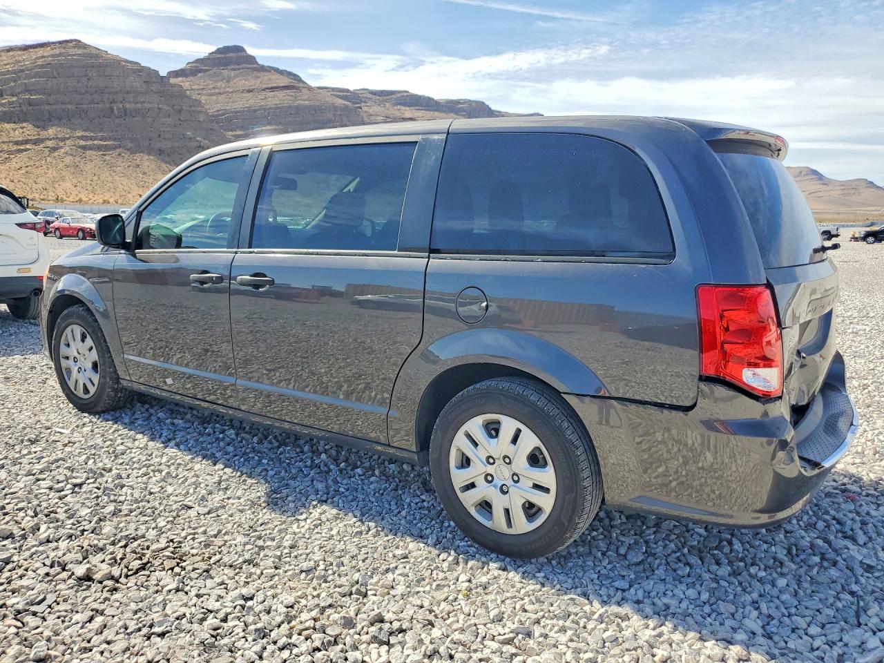 2020 DODGE GRAND CARAVAN SE — снимка 2