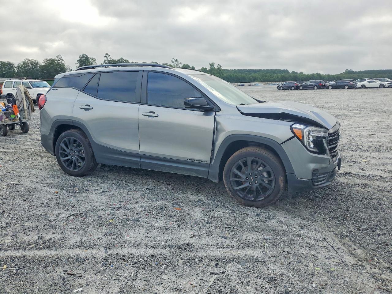 2023 GMC TERRAIN SLE — снимка 4