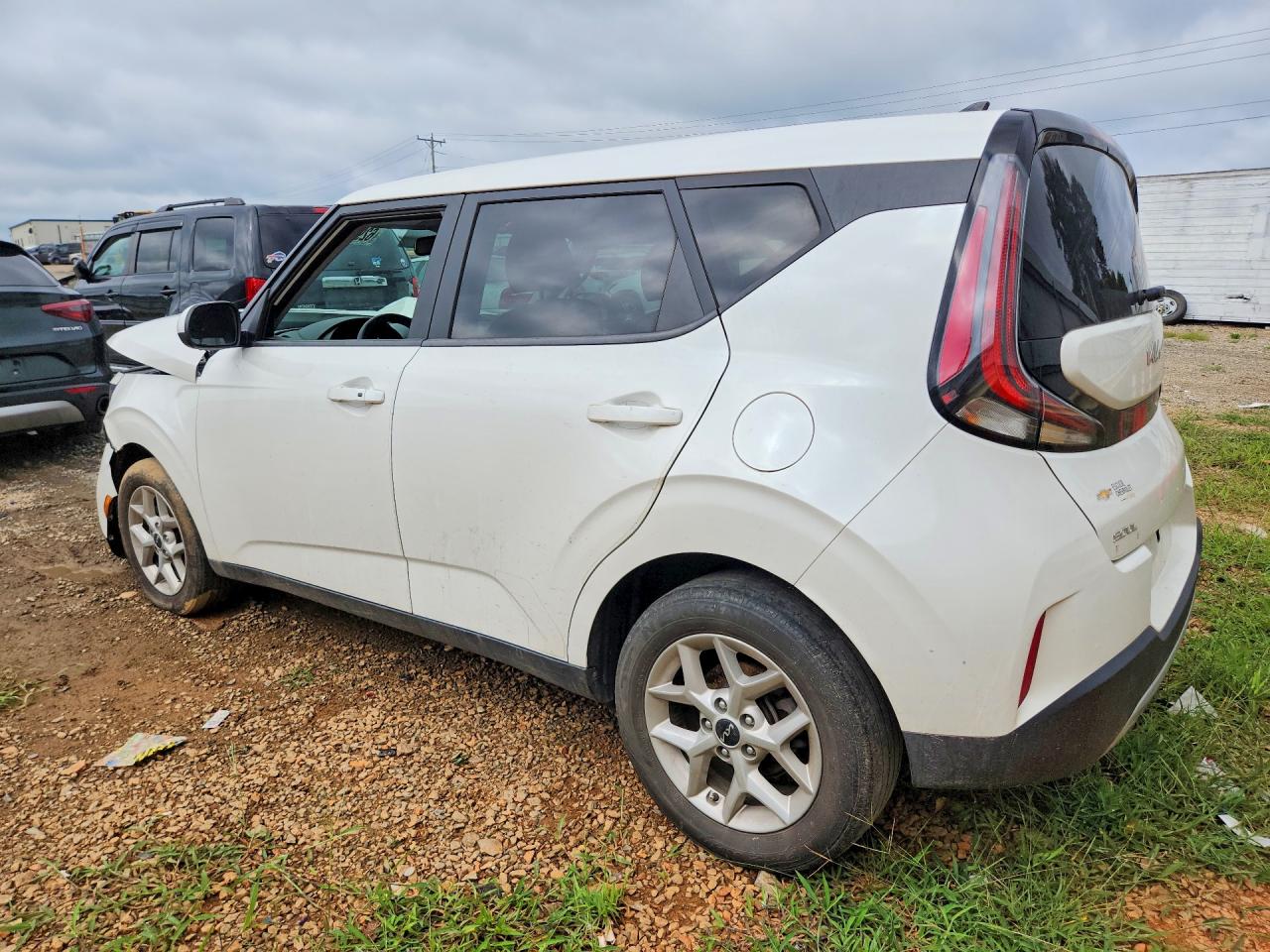 2023 KIA SOUL S — снимка 2