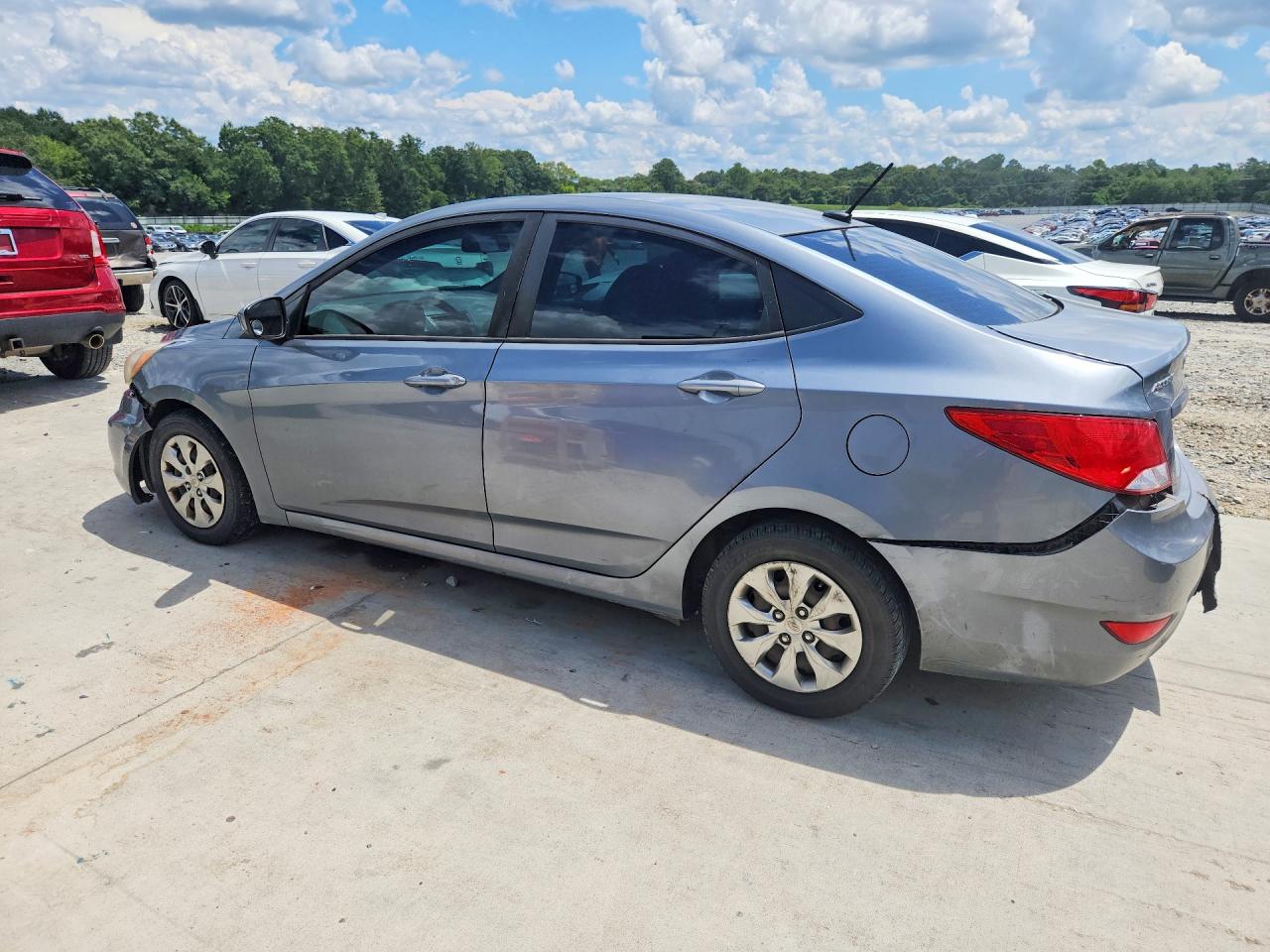 2017 HYUNDAI ACCENT SE — снимка 2
