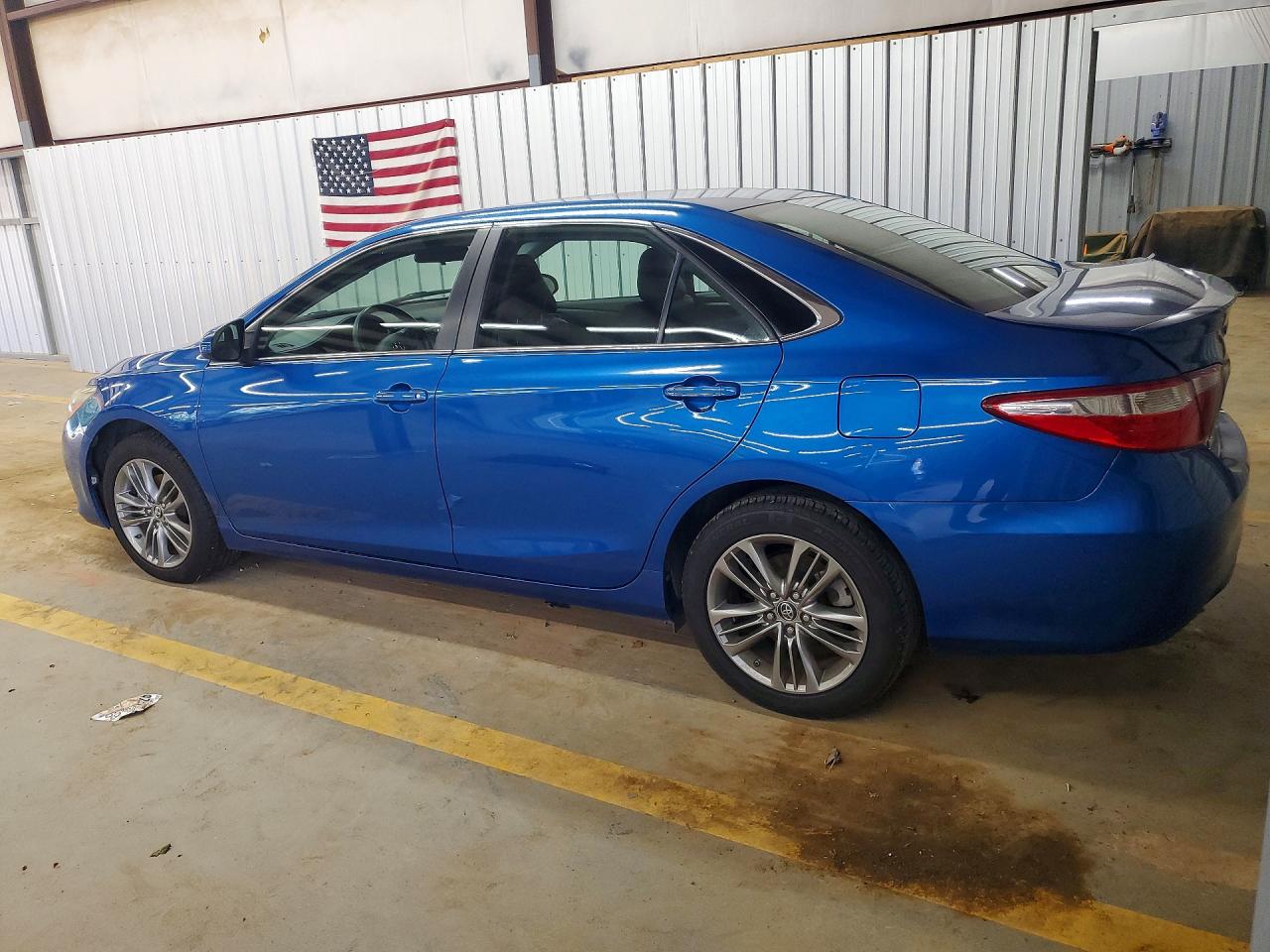 2017 TOYOTA CAMRY SE — снимка 2