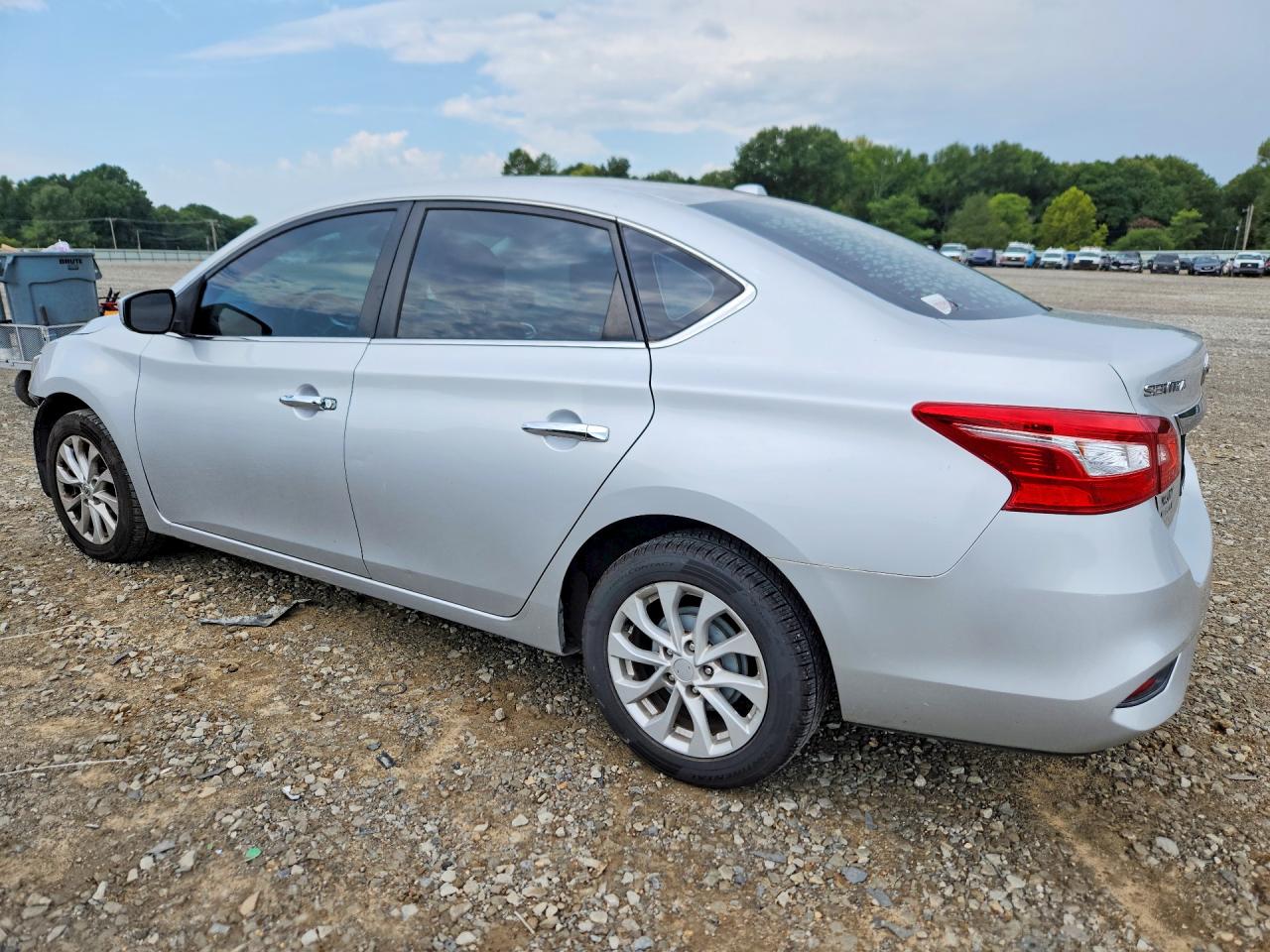 2019 NISSAN SENTRA SV — снимка 2