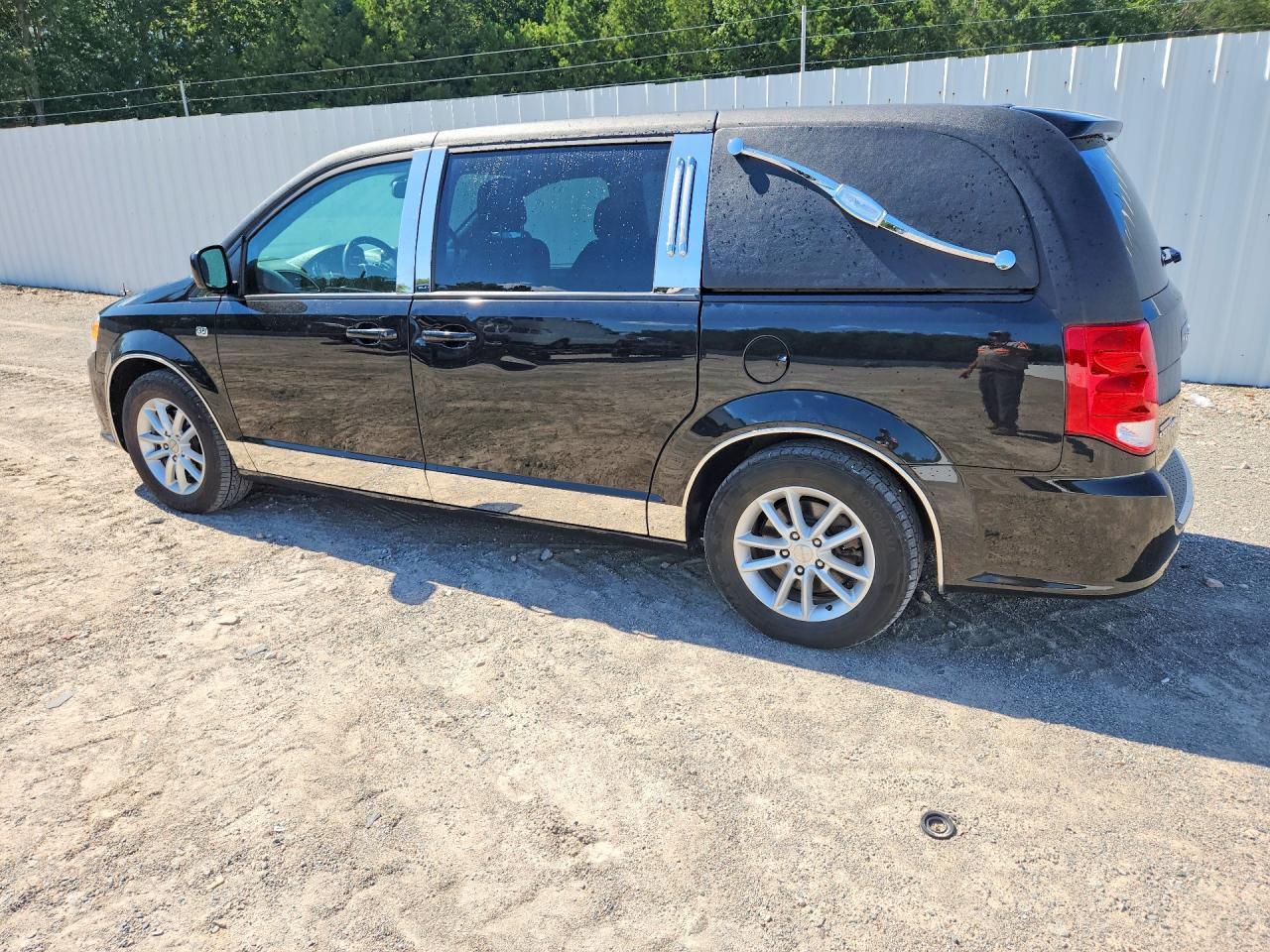 2019 DODGE GRAND CARAVAN SE — снимка 2