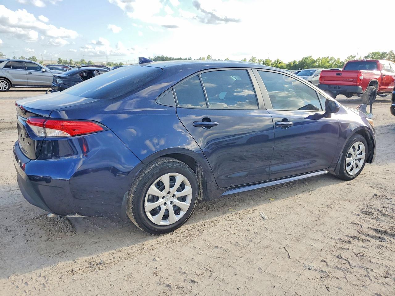 2025 TOYOTA COROLLA LE — снимка 3
