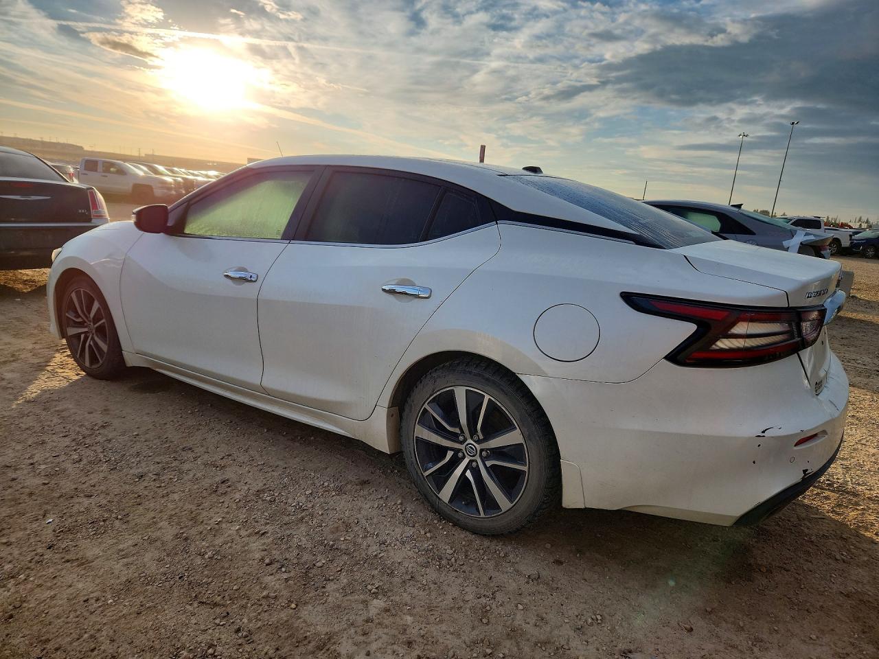 2019 NISSAN MAXIMA 3.5 S — снимка 2