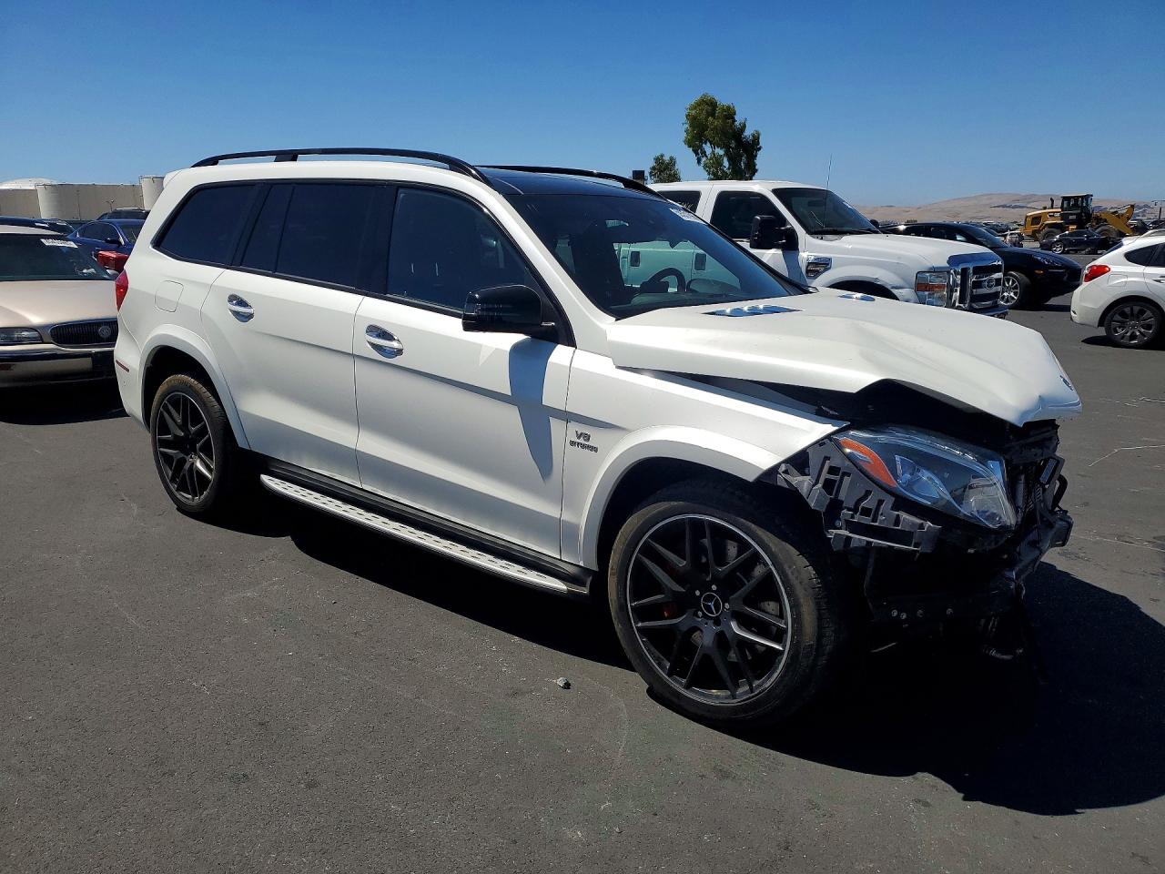 2017 MERCEDES-BENZ GLS 63 AMG 4MATIC — снимка 4